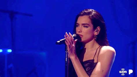 does dua lipa write her own music? the intricate web of songwriting and collaboration in the music industry